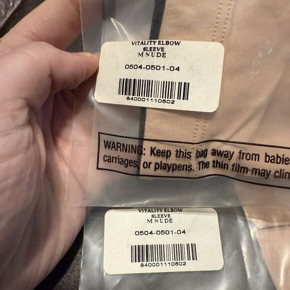 Tommie Copper Vitality Elbow Sleeves 2-Pack Tan Medium Compression Support NWT - Picture 4 of 4